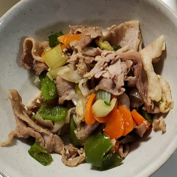 豚肉とピーマンのにんにく炒め